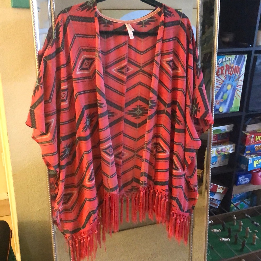 Xhiliration OVERSIZED fringed summer shawl